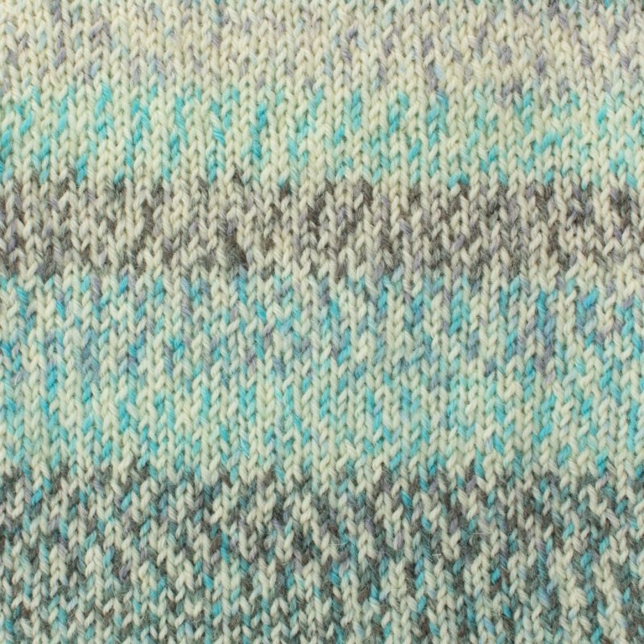 Signature 4ply - Butterflies col. 1242 chalkhill blue ca. 400 m 100 g