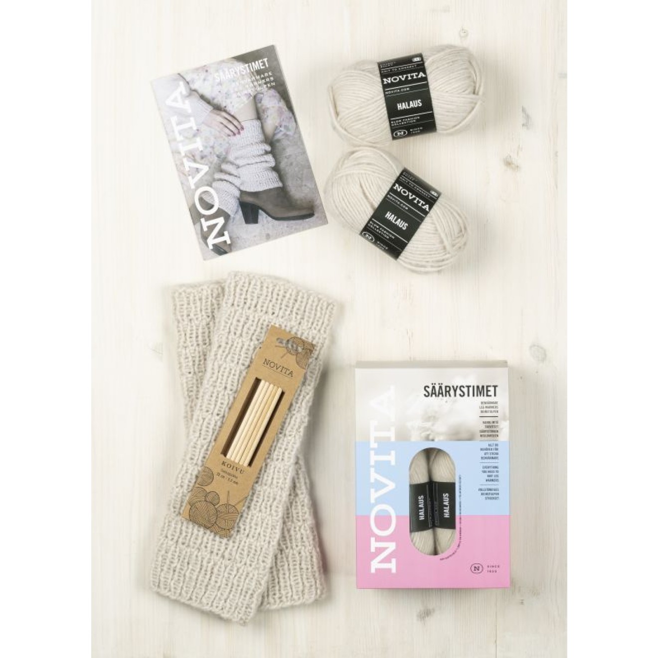 Novita Halaus Stulpen Strickbox